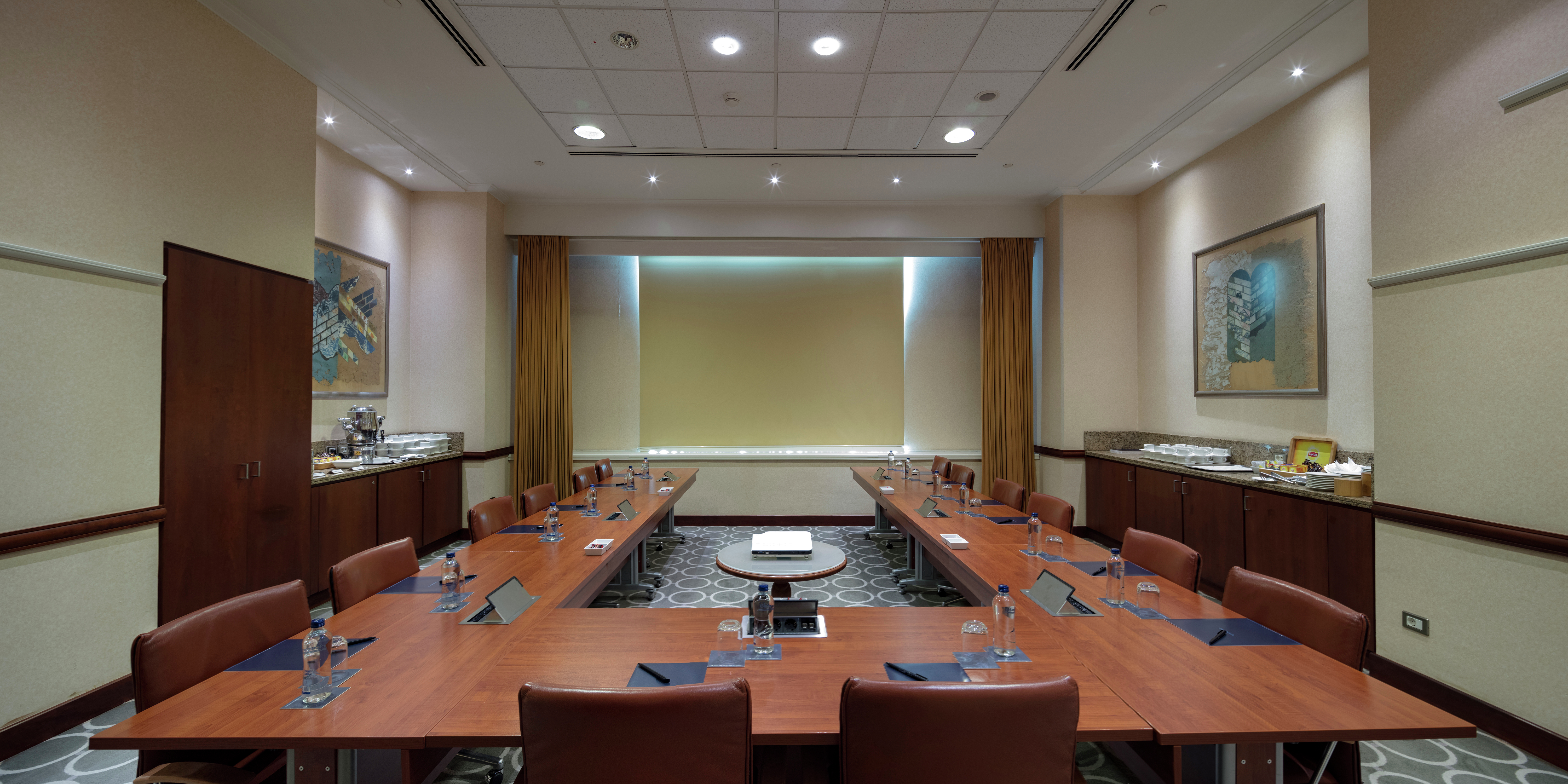 Adana HiltonSA Meeting Room with U Shape