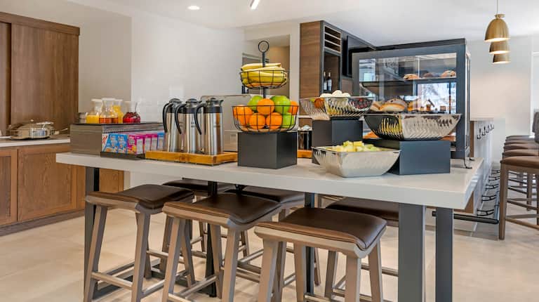 Juices, Fresh Fruits, Coffee, Breads and Cereals at The Garden Grille and Bar