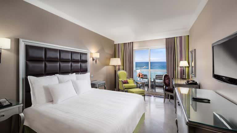 King Room With Balcony