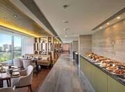 Executive Lounge Dining Area with Buffet