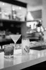 Cócteles servidos en el bar Brooklyn