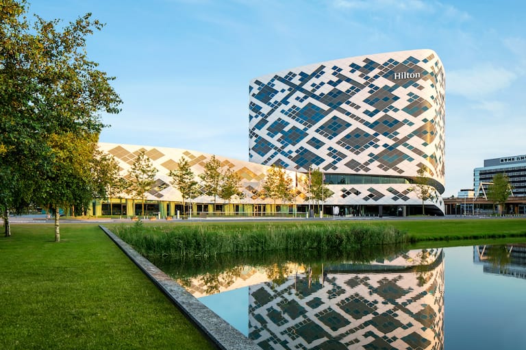 Edificio exterior del Hilton Schiphol