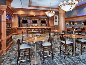 Bruins Bar Decorated in Rich Earth Tones