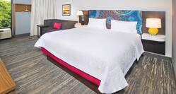 Hampton Inn & Suites Annapolis Hotel, MD - King Room With Sofa
