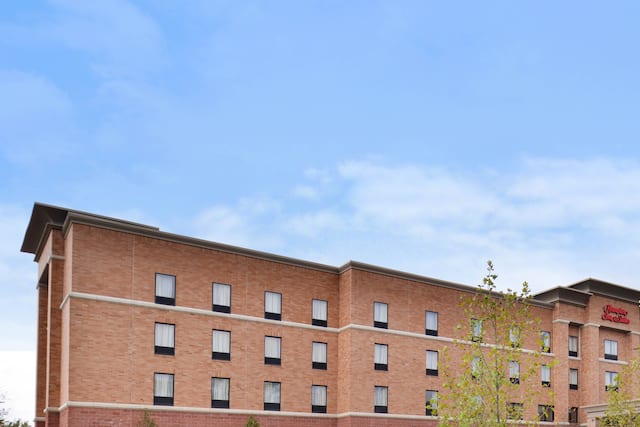 Exterior Day Left Side