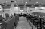 Speakers hoekrestaurant met tafels en zitplaatsen