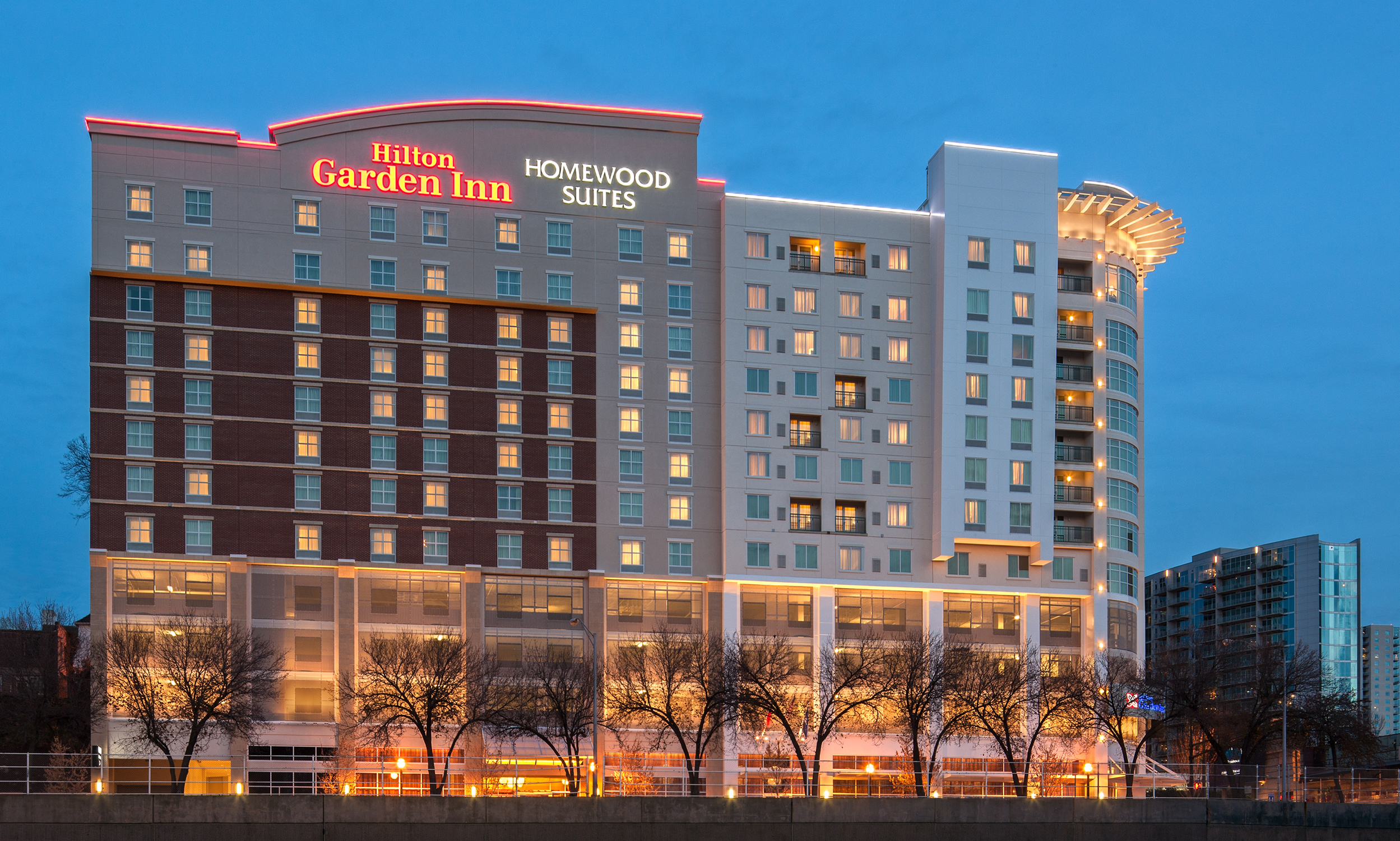 The Hilton Garden Inn by Hilton Hotel Atlanta Midtown at Dusk