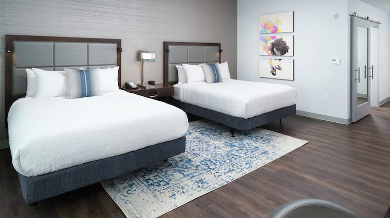 Accessible Guestroom with Two Queen Beds