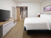 King Guestroom with Bed and Room Technology