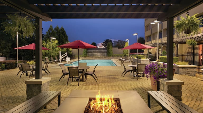 Outdoor Swimming Pool With Fire Pit