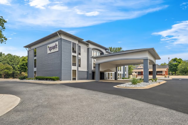 daytime exterior area showing front of building