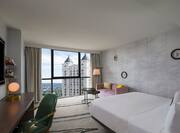 King Deluxe Bedroom With City View