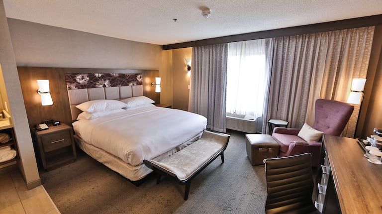 King Guestroom with Bed and Work Desk