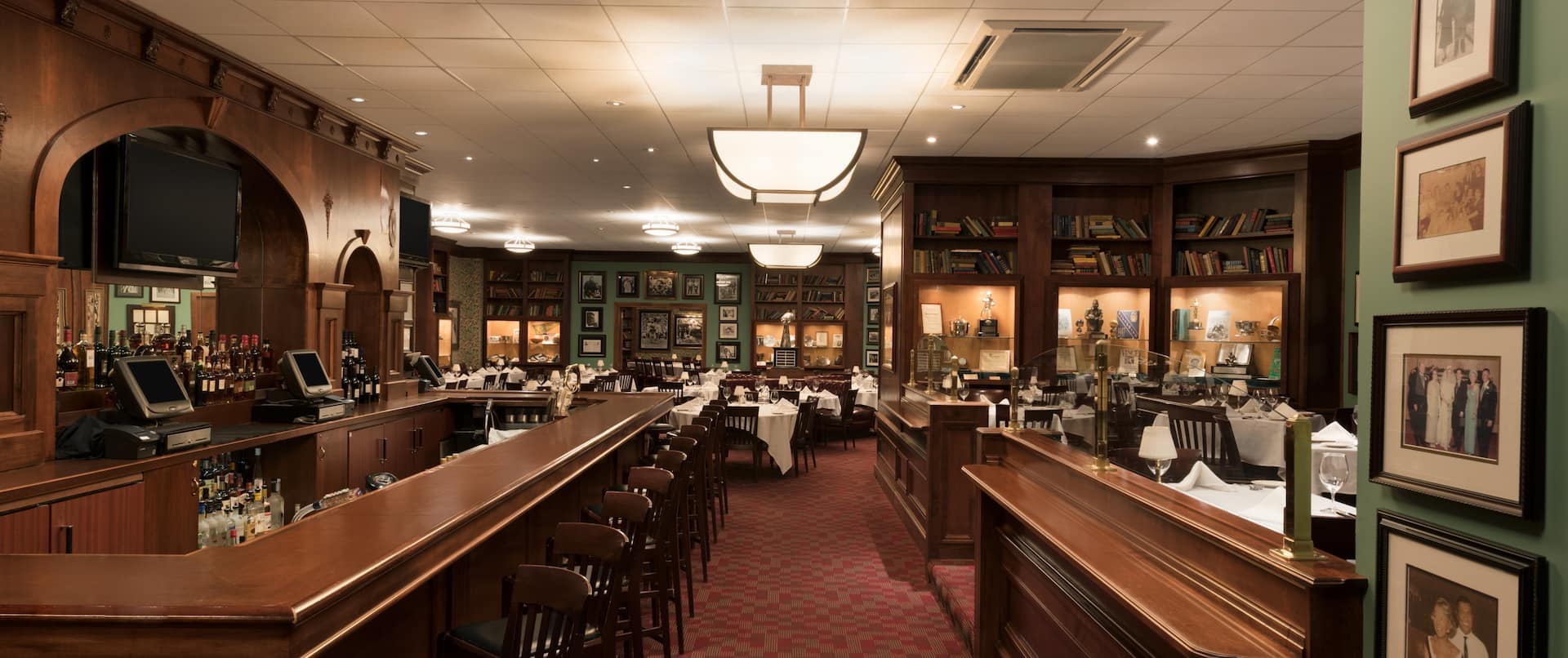 Vince Lombardi's steakhouse restaurant