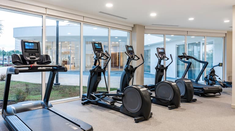 fitness center, treadmills, ellipticals 