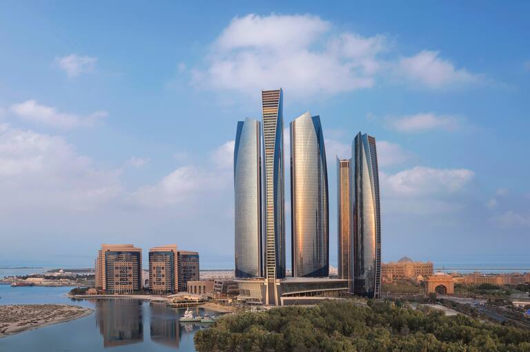 Fachada del hotel Conrad Abu Dhabi Etihad Towers
