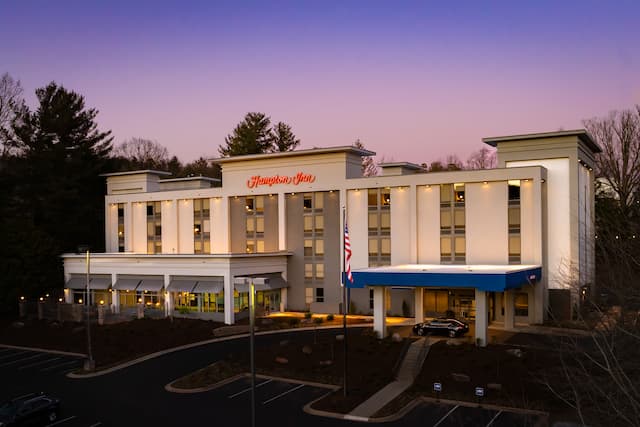 Hampton Inn Asheville-I-240 Tunnel Rd. hotel exterior