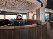 lobby front desk with desk agent