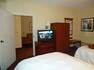 Guest Suite with Living Room, Double Beds and Television