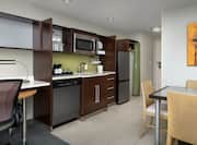suite kitchen