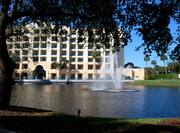 Hotel exterior fountain view