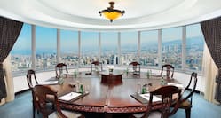 Executive Lounge Meeting Room with Panoramic Views