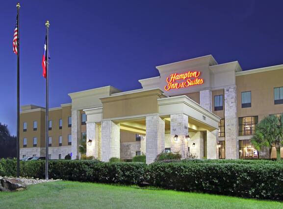 Hampton Inn And Suites Buffalo - Image1