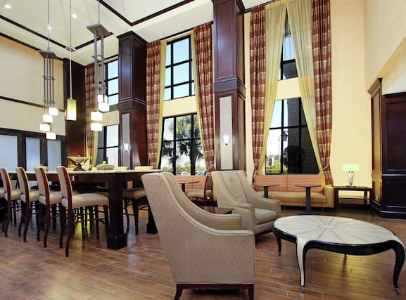 Hampton Inn And Suites Buffalo - Image2