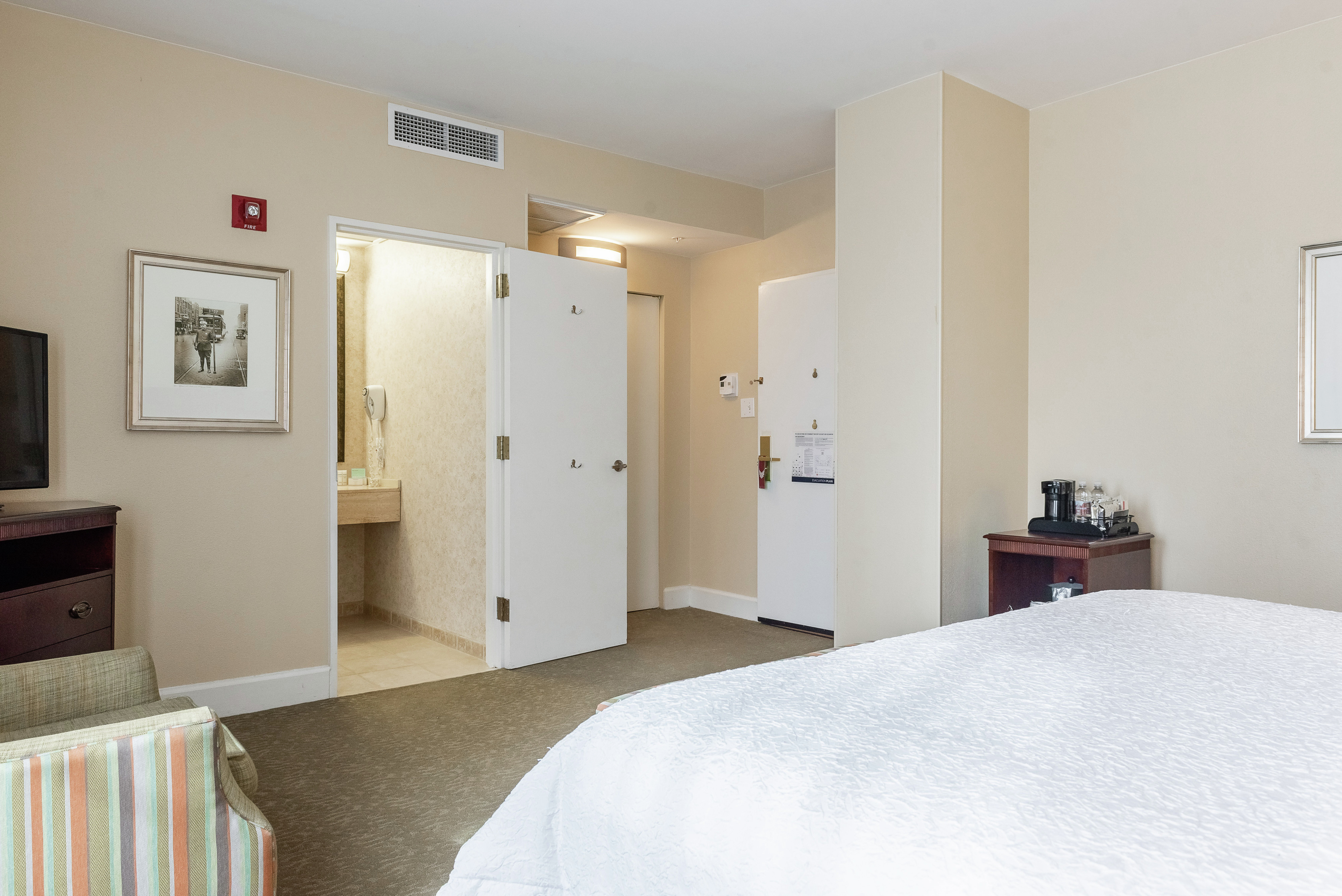 Accessible King Suite with Bed and Bathroom