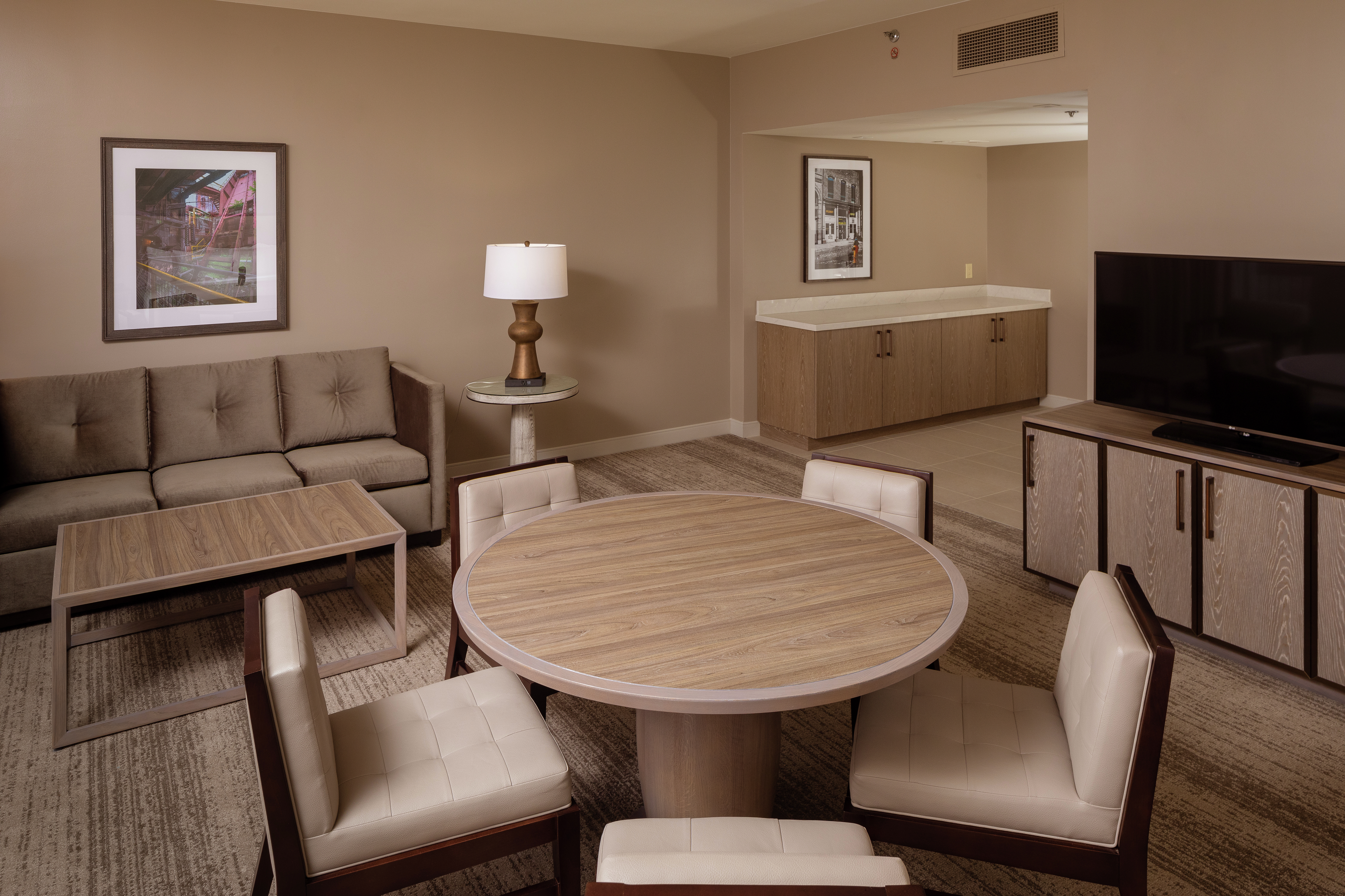 King Suite Living/Dining Room