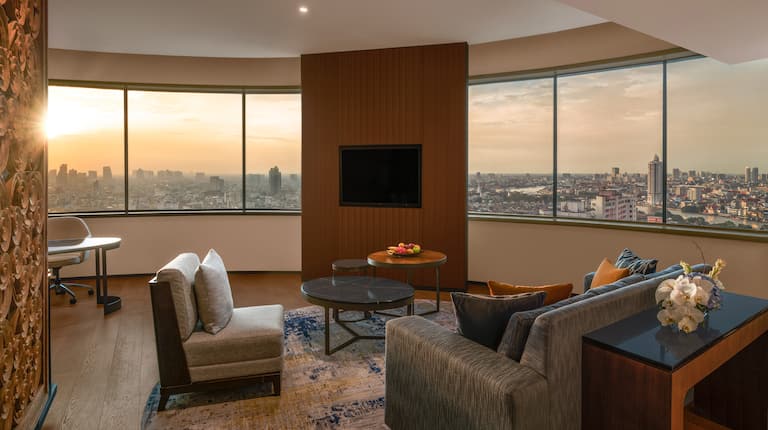 Family Suite Living Area with City View