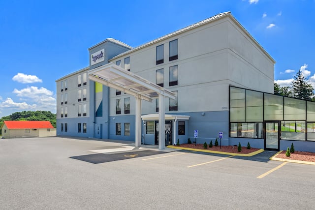 daytime exterior showing front of building