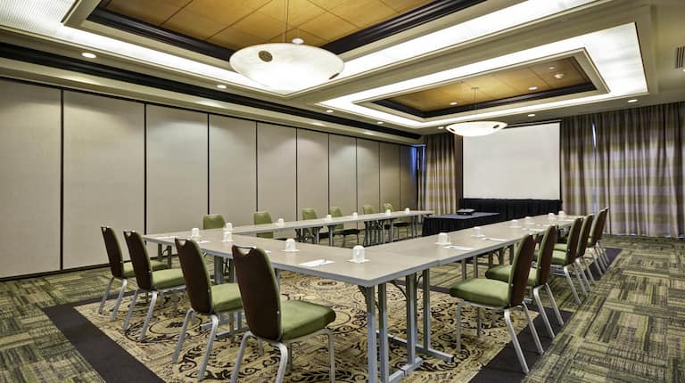 Salle de réunion avec configuration UShape