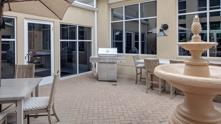 Outdoor Courtyard and Grille
