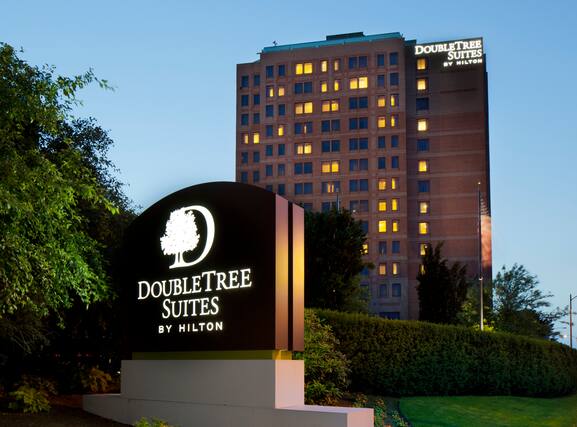 DoubleTree Suites by Hilton Hotel Boston - Cambridge - Image1