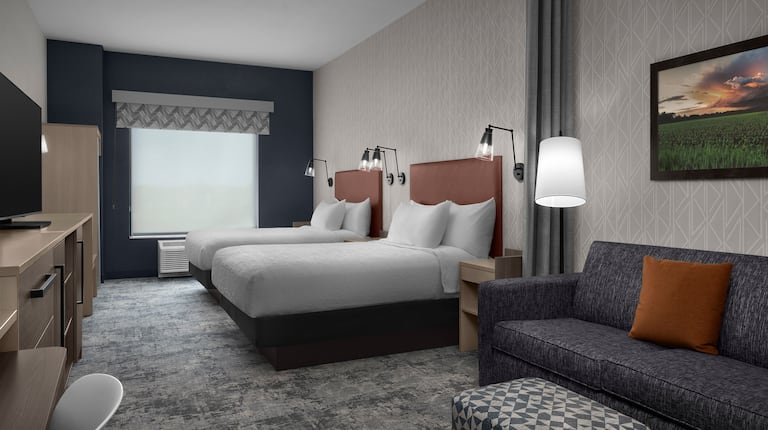 Studio Suite with Two Queen Beds and Sofa