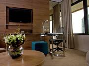 King Executive Suite, Lounge