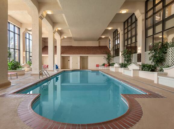 Embassy Suites by Hilton Baton Rouge - Image4