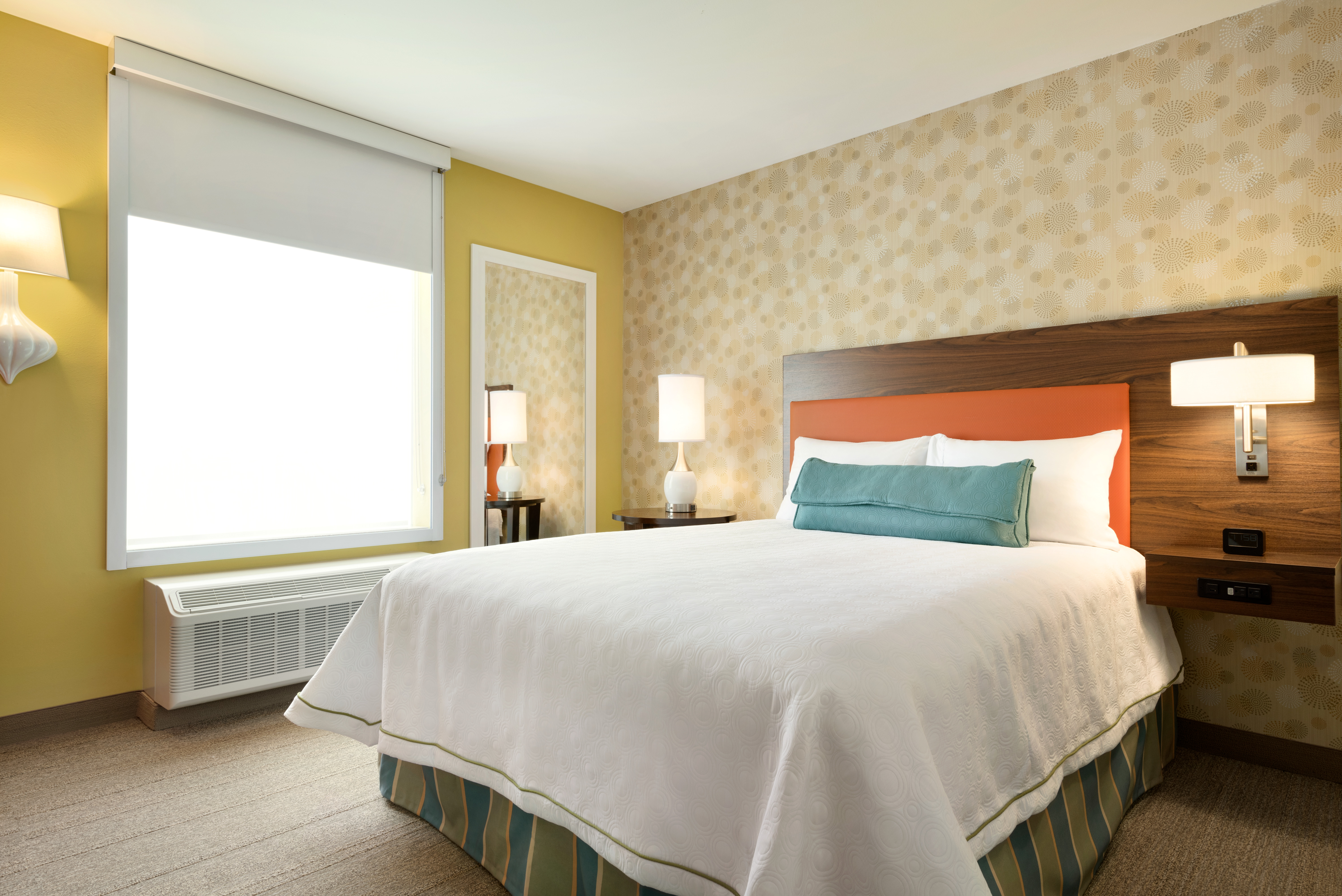 Home2 Suites by Hilton Baton Rouge Hotel, LA - Queen Bedroom Suite