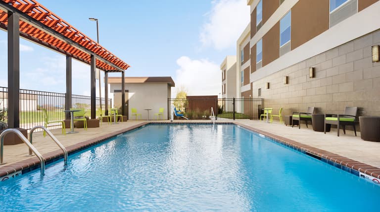 Home2 Suites by Hilton Baton Rouge Hotel, LA - Swimming Pool 