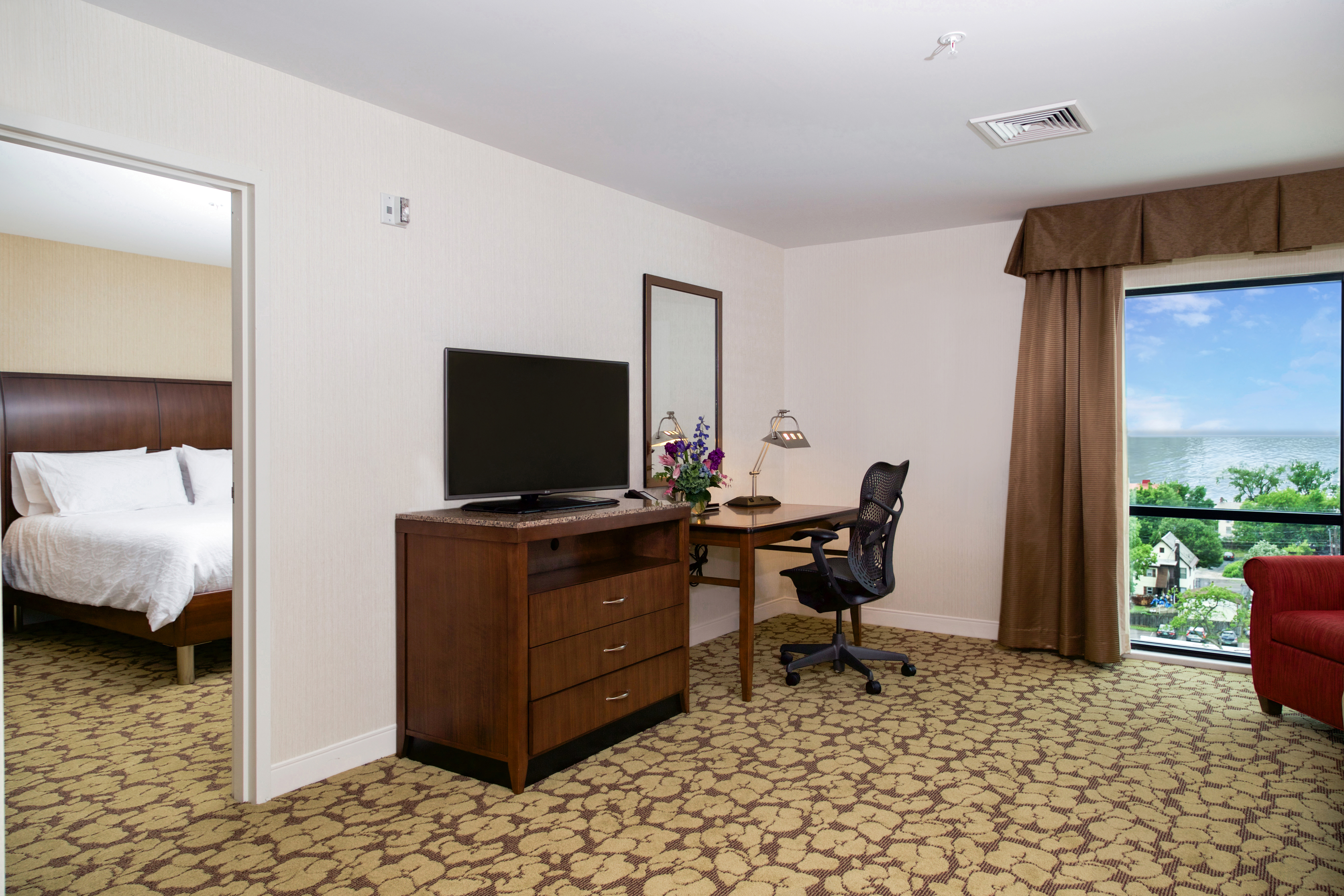 King Suite bed and Desk with TV