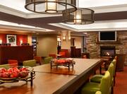 Lobby Lounge & Dining Area