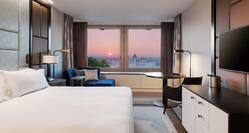 Superior Danube Room Views