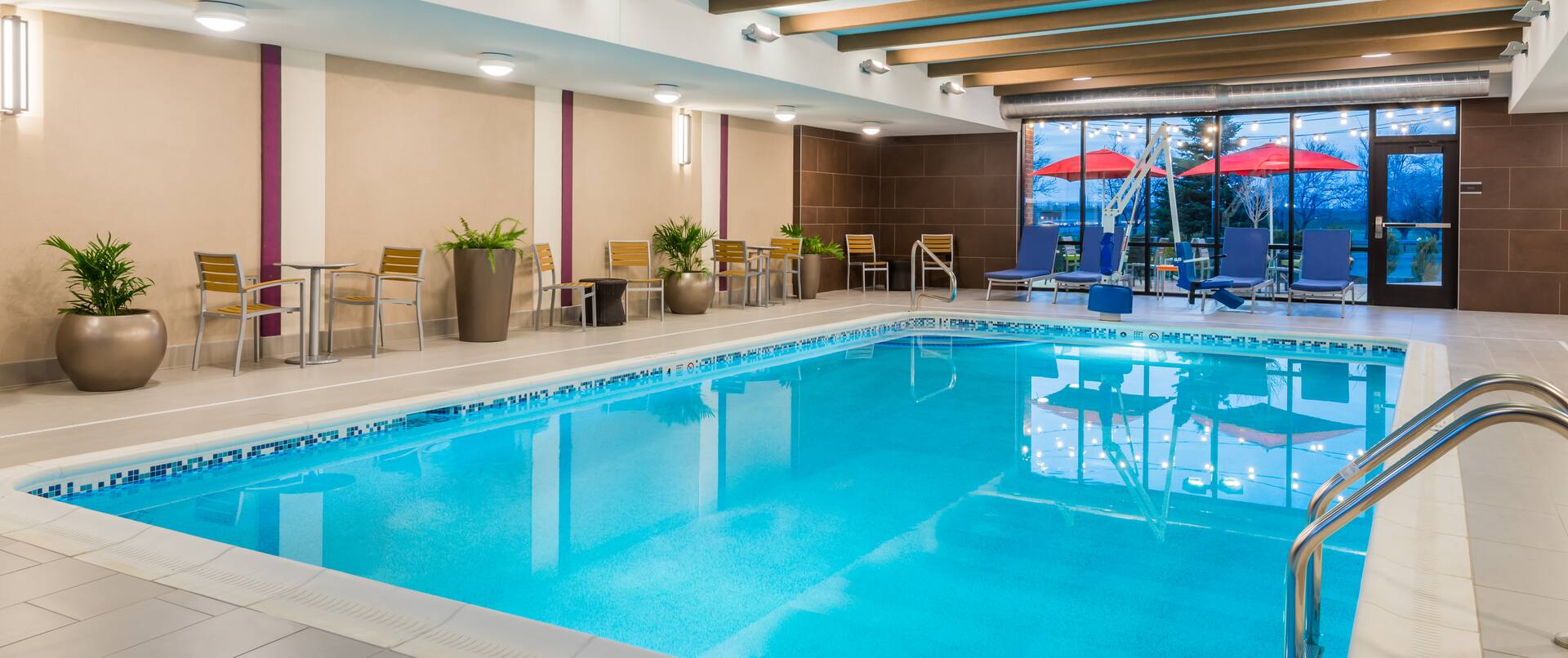 Home2 Suites by Hilton Buffalo Airport/ Galleria Mall Hotel, NY - Indoor Pool