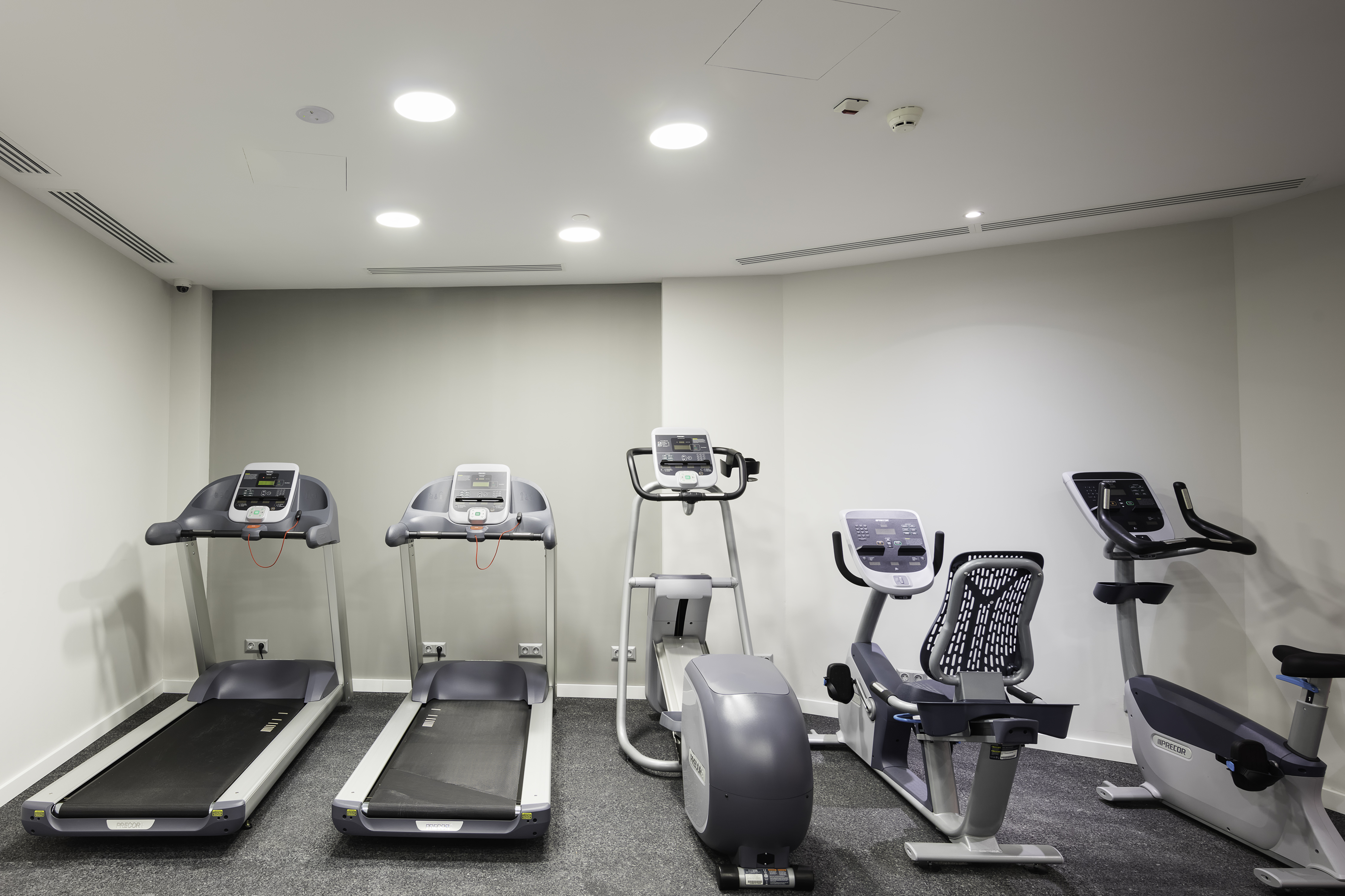 Fitness Center with Treadmills, Cross-Trainer and Cycle Machines