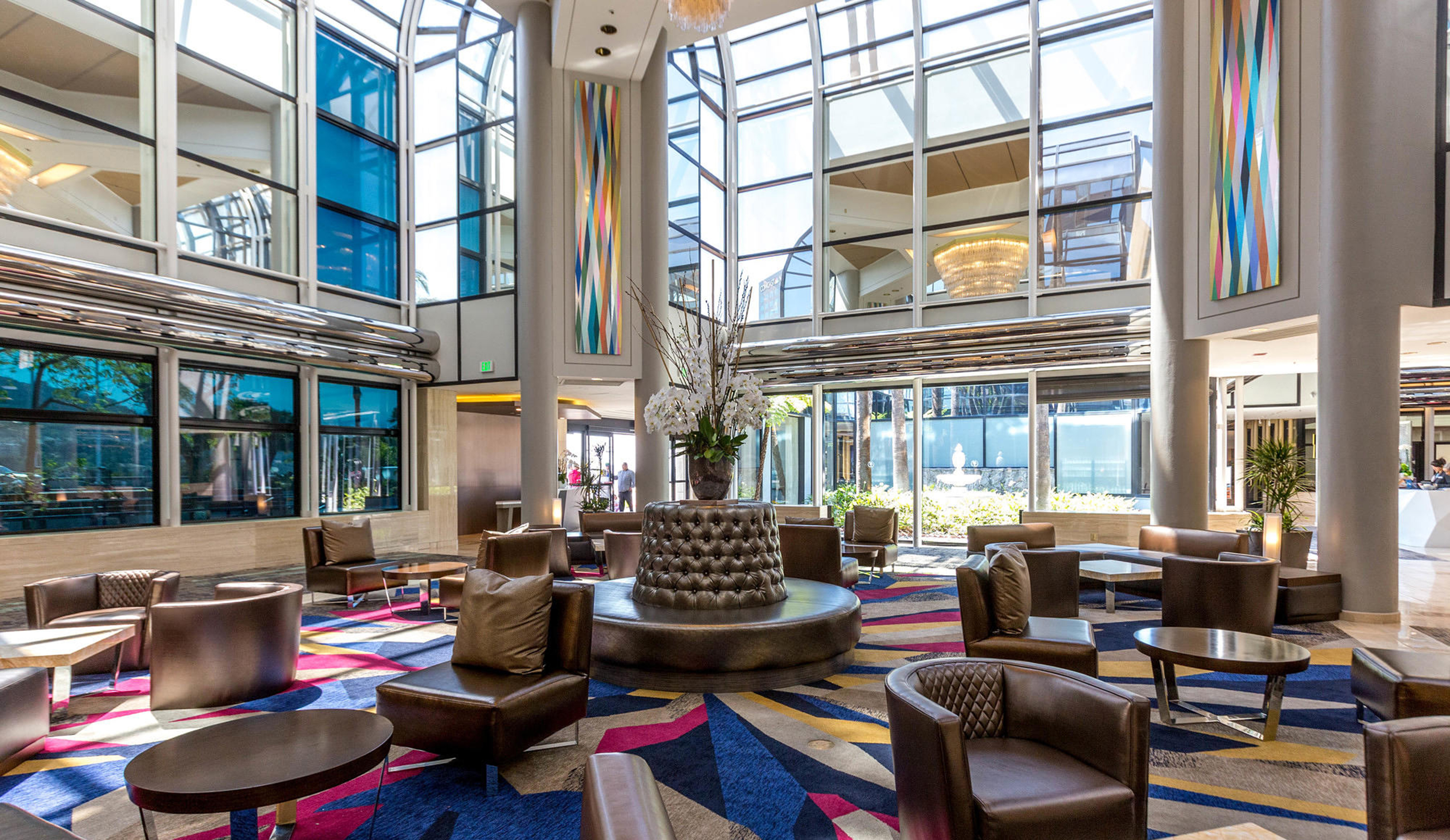  Hilton Universal City Lobby