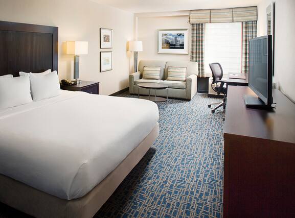 DoubleTree by Hilton Hotel Baltimore - BWI Airport - Image3