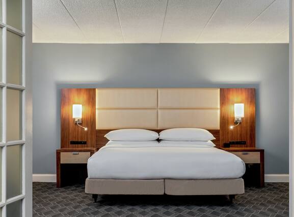 DoubleTree by Hilton Hotel Columbia - Image3