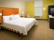 Home2 Suites by Hilton Arundel Mills BWI Airport Hotel, MD - King Bedroom