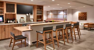 Bar area with stools 